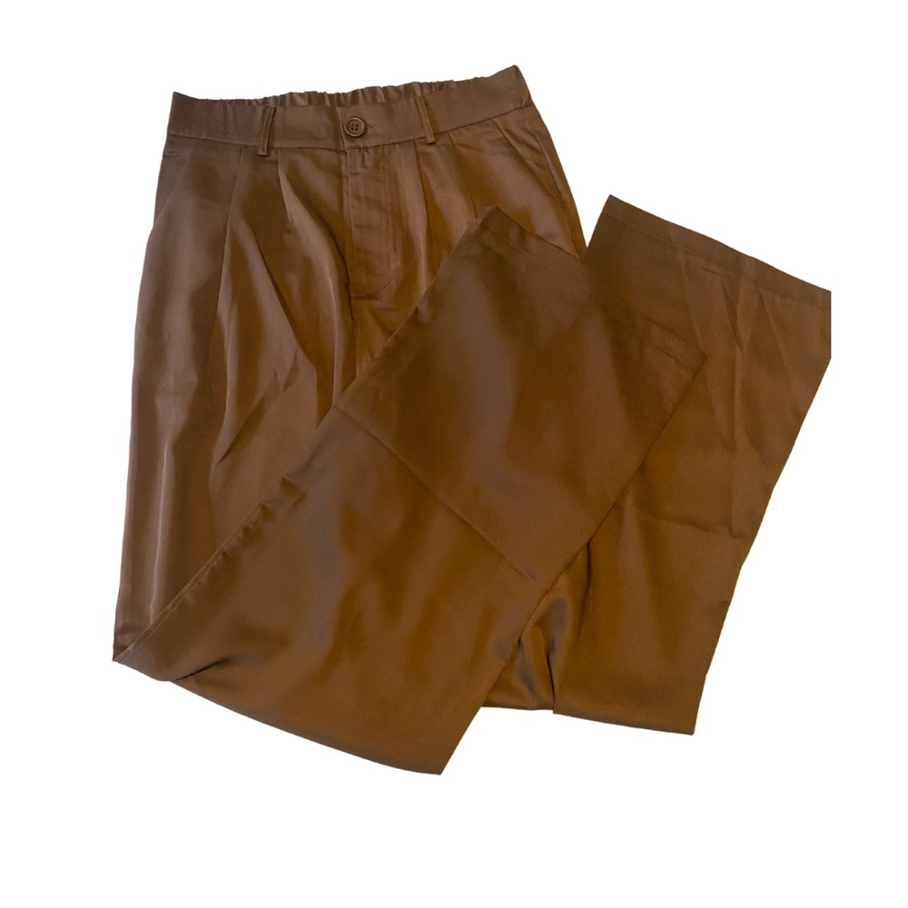 Brown Dress Pants with Classic Pleated Design